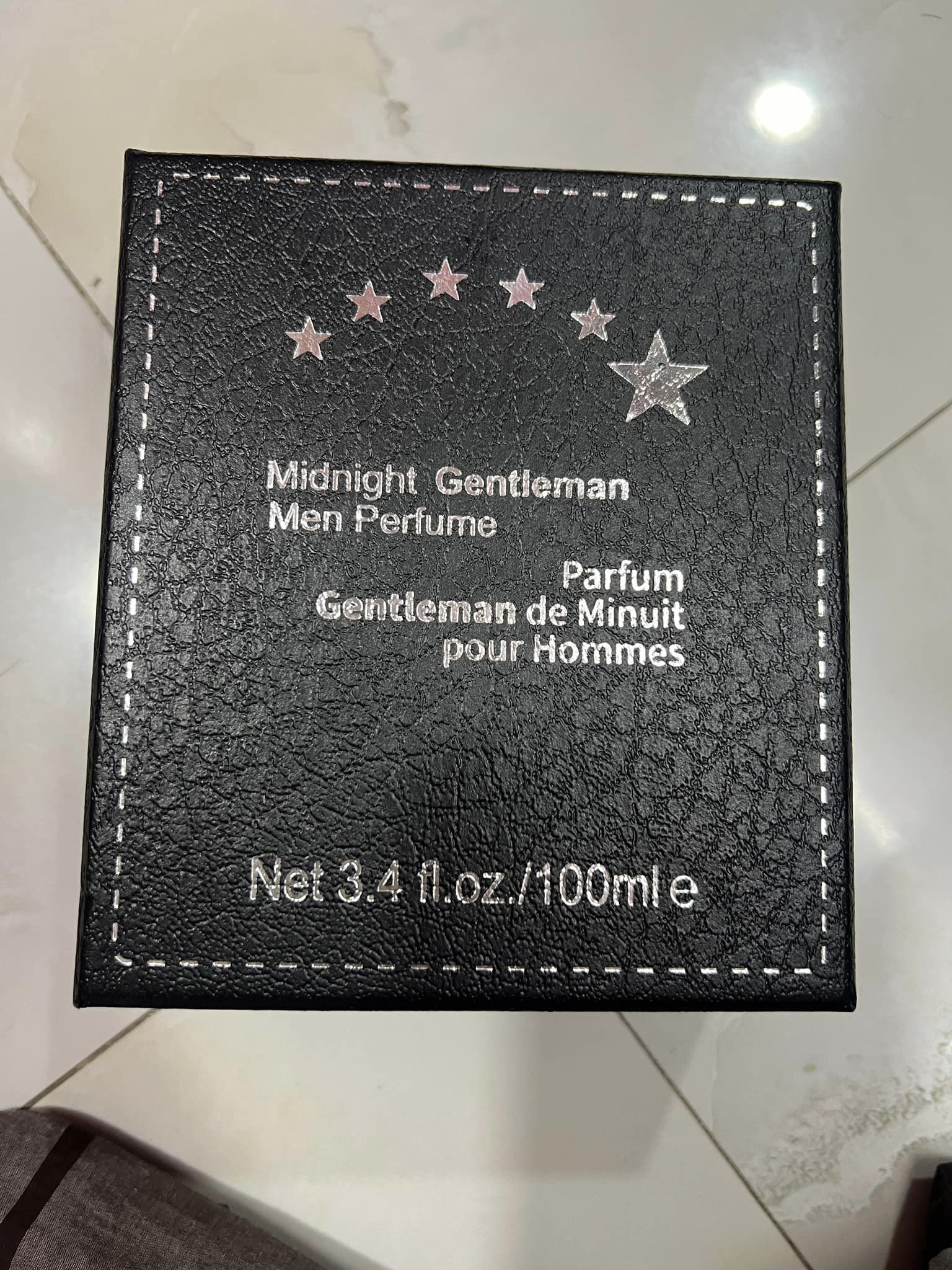 Midnight gentleman perfume